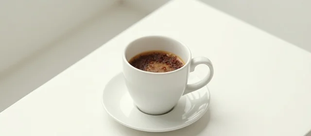 Lire dans le marc de café